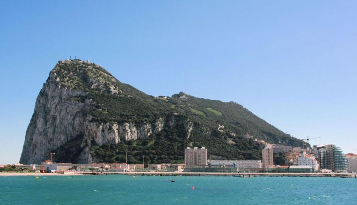 Apartamentos Albeniz Algeciras Eksteriør bilde